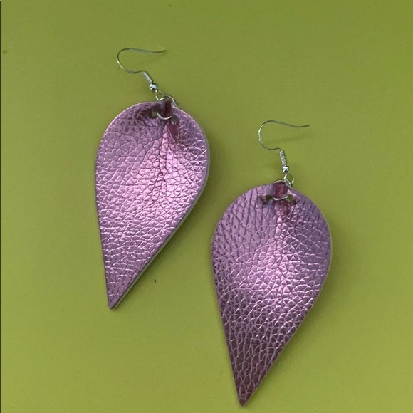 Jewelry - Faux Leather Leaf Earrings